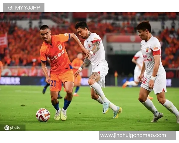 中超焦点战:山东泰山对阵广州队赛况速递